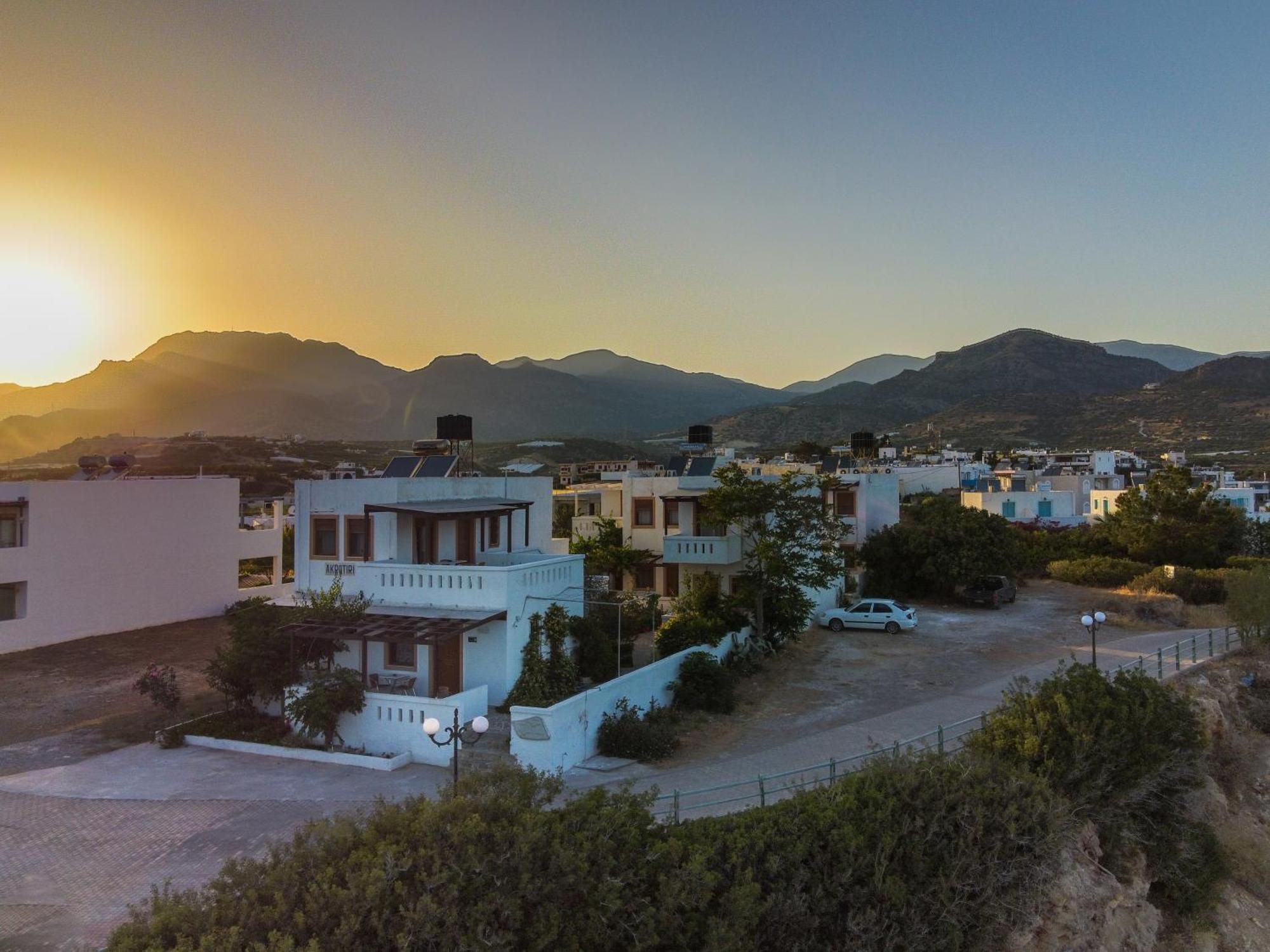 Akrotiri Apartments Makriyialós Ngoại thất bức ảnh